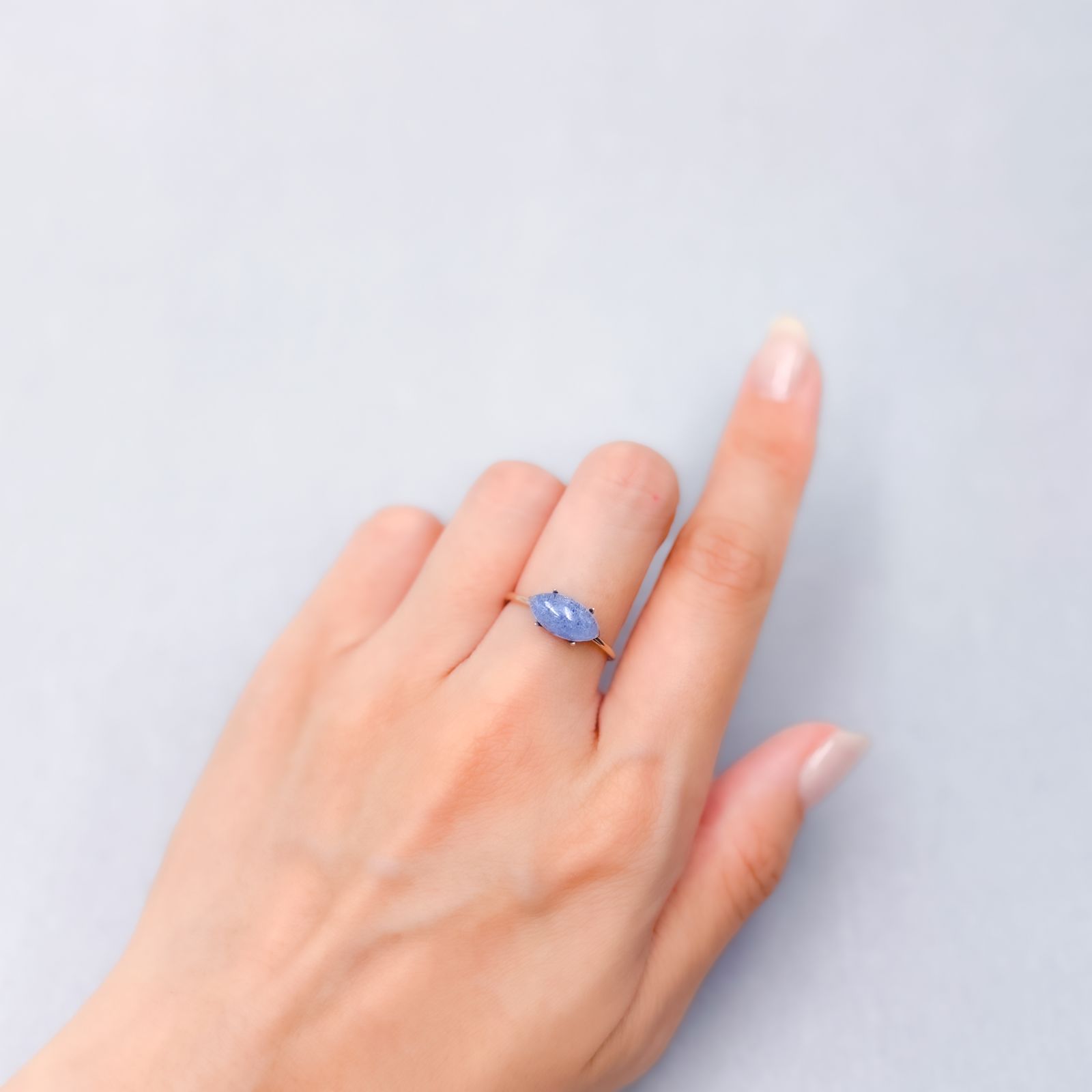 デュモルチェライトインクォーツ ブラジル産 1.53ct [220115284]11x5.7mm前後