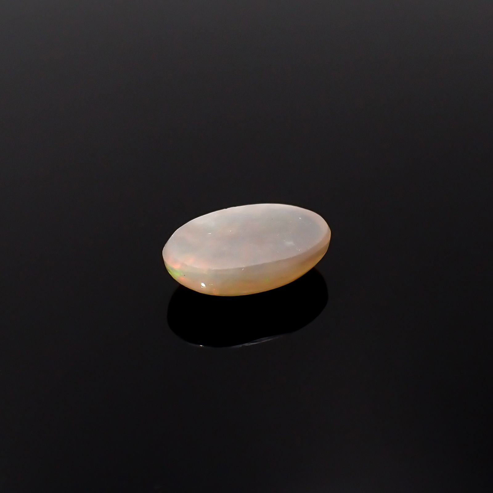 ブラックオパール オーストラリア産 0.88ct[240125282]8.7x5.8mm前後