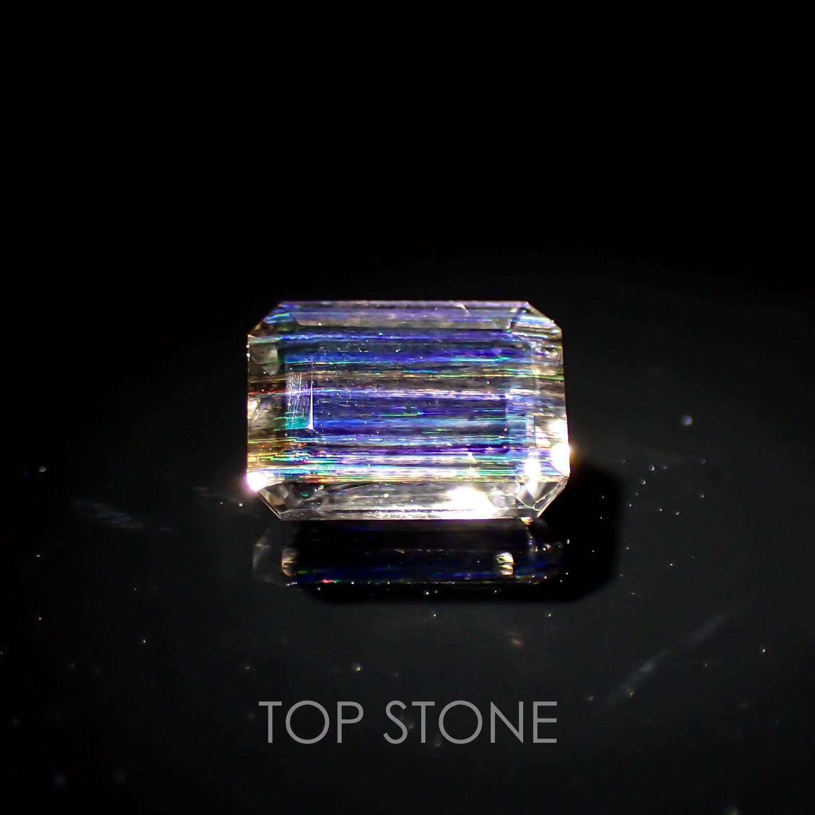 レインボースキャポライト ブラジル産 ルース 0.89ct[210310343]7×5mm前後