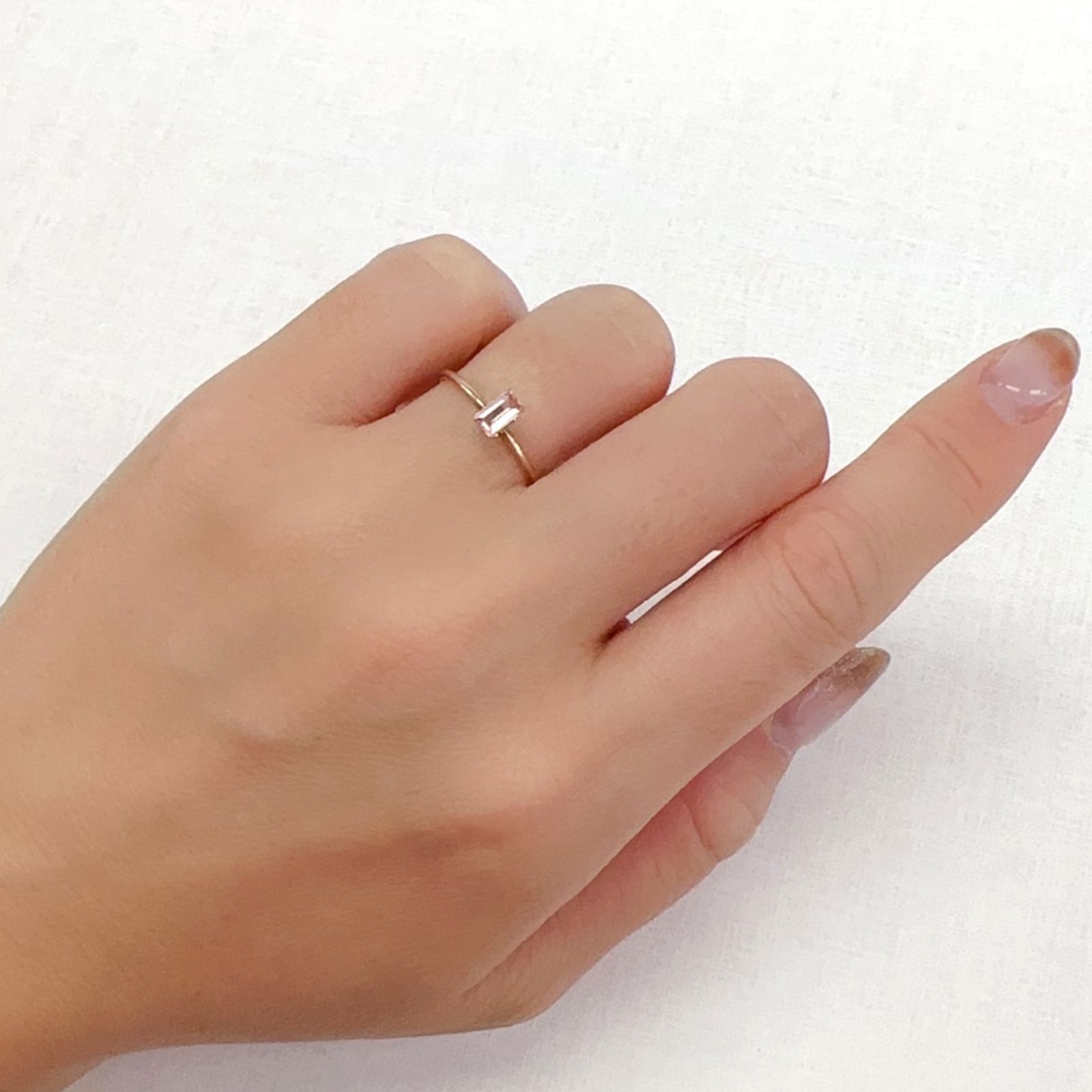 インペリアルトパーズ ブラジル産 0.26ct[230923553]5x2.9mm前後
