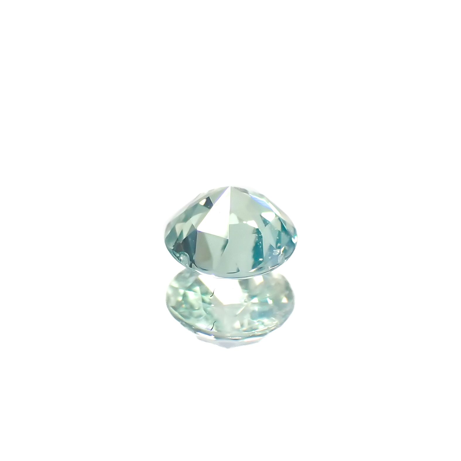 シルキーアレキサンドライト(宝石名アレキサンドライト)ブラジル・ミナスジェライス州ヘマチタ鉱山産 0.18ct 識別済[240527400]3.5x3.5mm前後