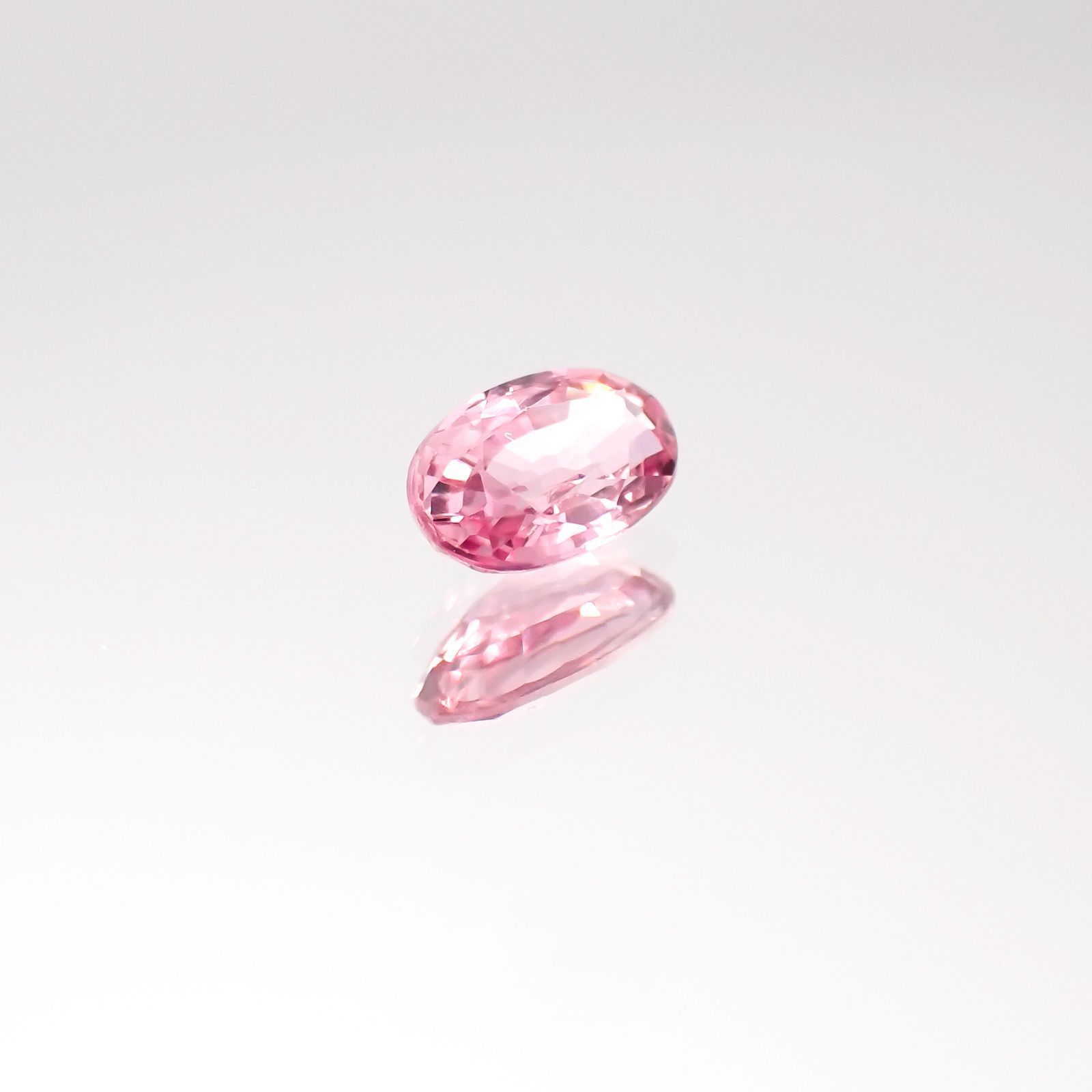 パパラチャサファイア スリランカ産 ルース 0.315ct ソーティング付き[20106141]5.1×3.2mm前後