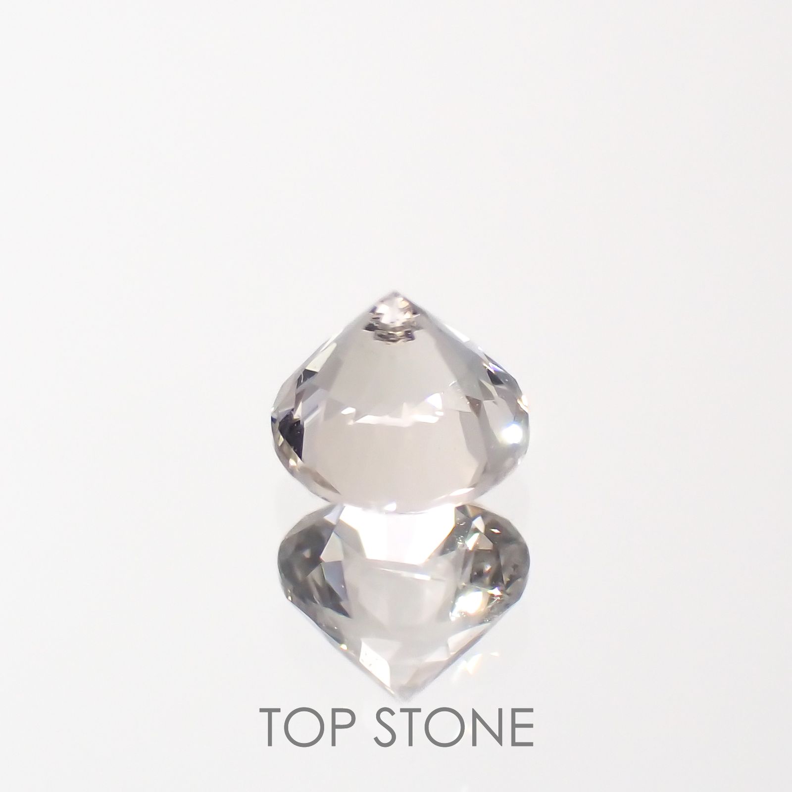 サニディン(宝石名サニディン)ドイツ産 0.15ct 識別済[221018944]3.5x3.4mm前後