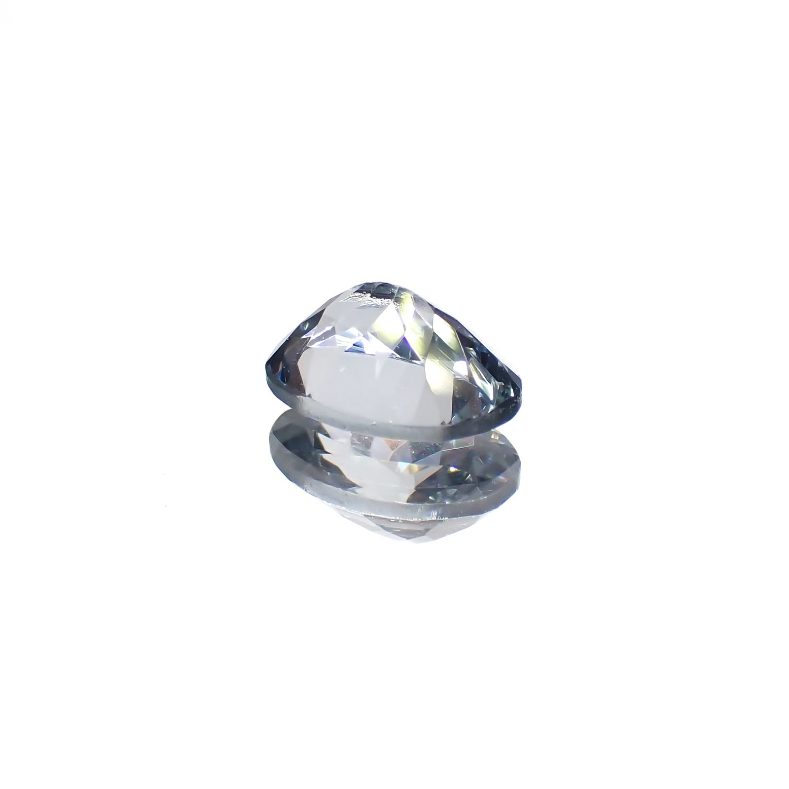 グレースピネル タンザニア産 0.83ct[230421548]6.7x4.8mm前後