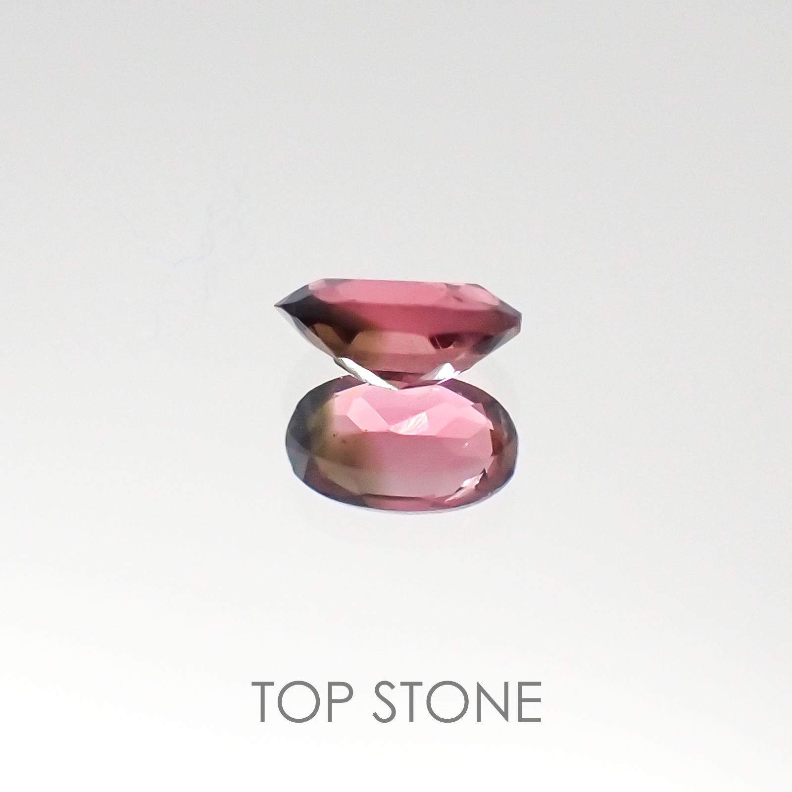 バイカラートルマリン(宝石名バイカラー・トルマリン) ブラジル産 0.25ct 識別済[20095673]5.2×3.1mm前後