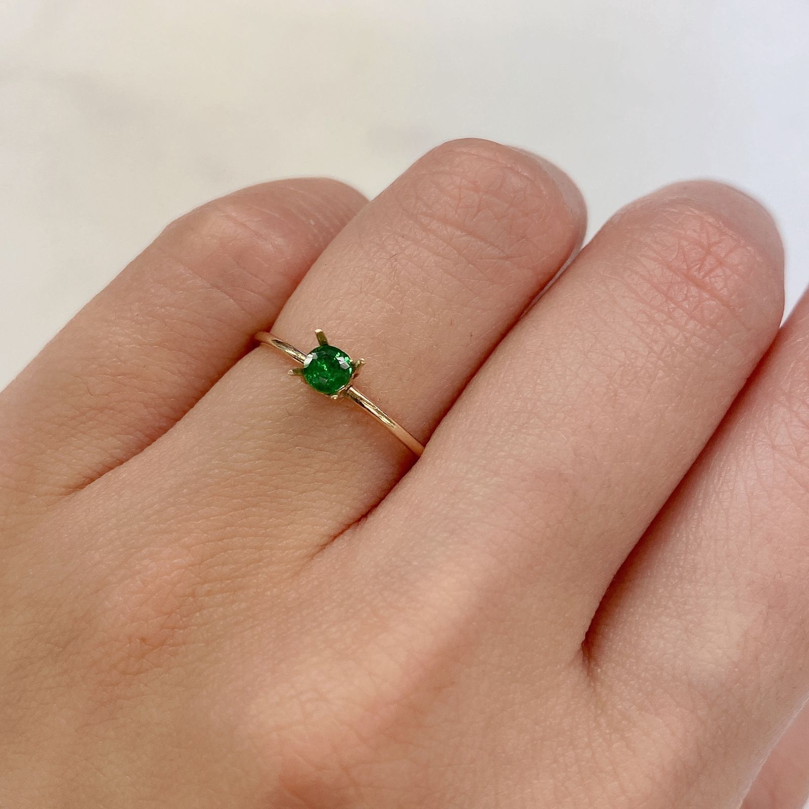 ツァボライト(宝石名グリーン グロッシュラー・ガーネット) タンザニア産 0.18ct 識別済[20095730]3.5×3.5mm前後