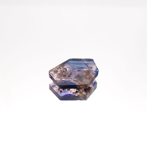 ◇カスタムカット◇ウィンザーサファイア(宝石名サファイア)タンザニア・ウィンザー産 0.95ct 識別済[220515947]8.4x6.2mm前後