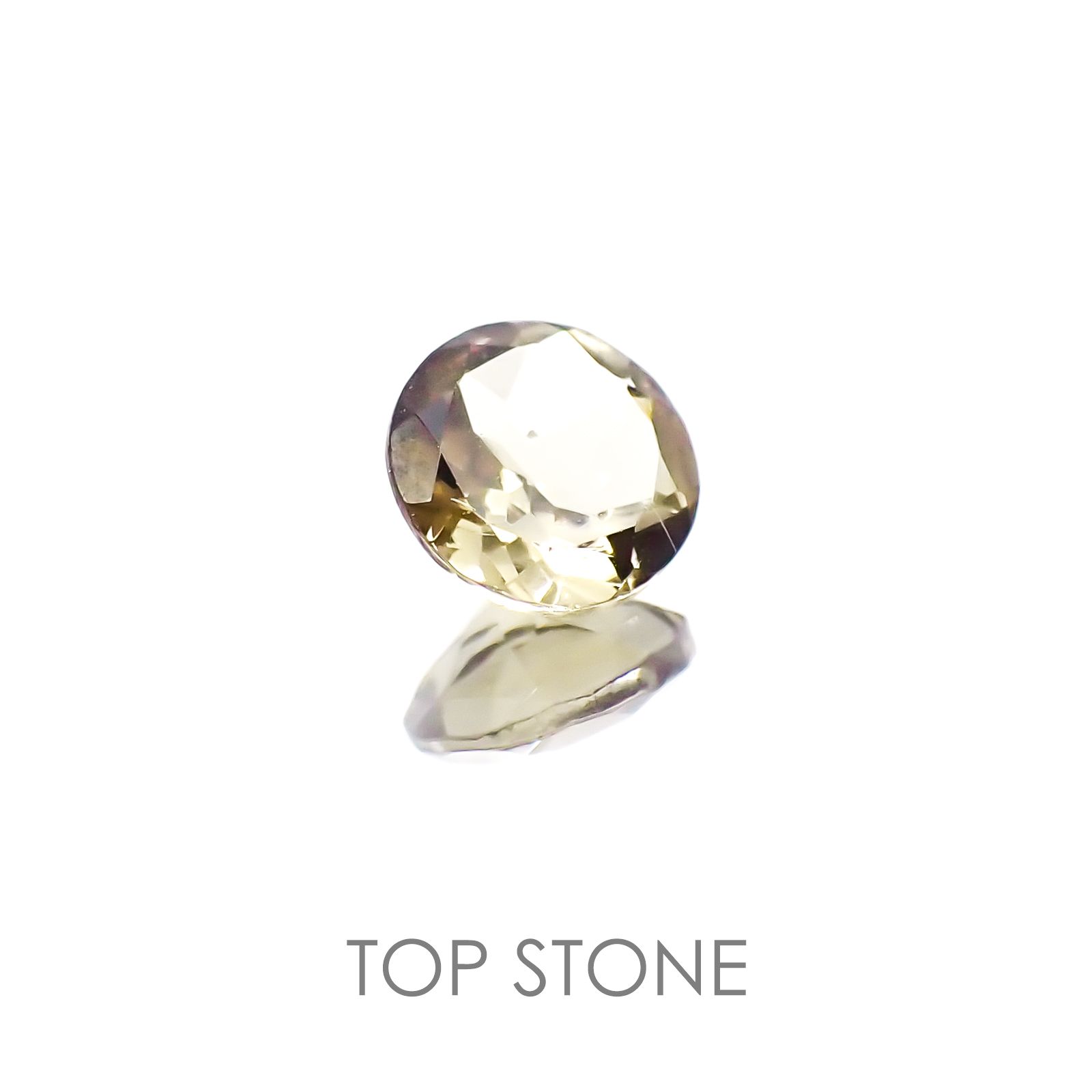 カラーチェンジ マラヤガーネット タンザニア産 ルース 0.54ct[20117762]5×5mm前後