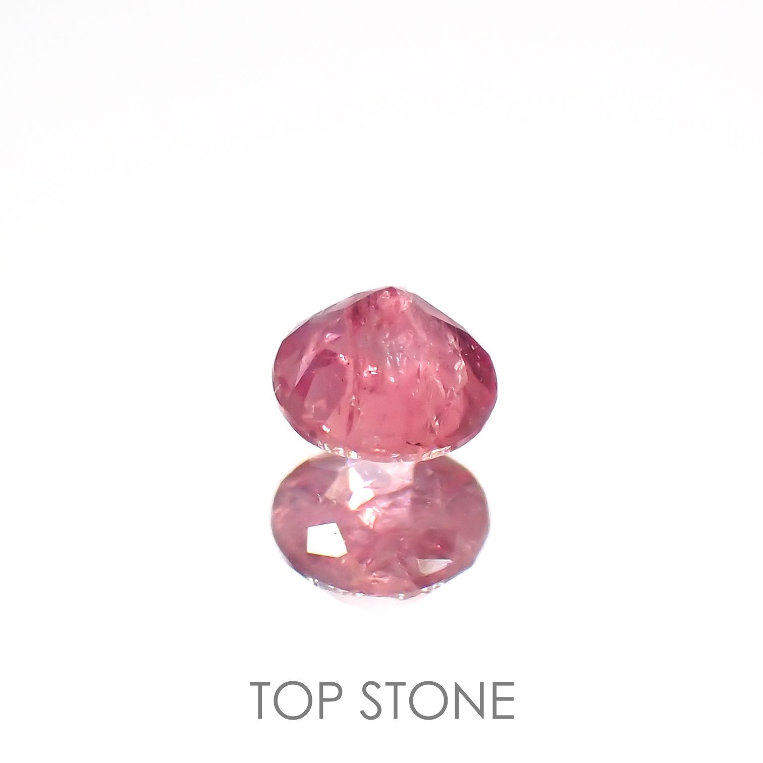 ピンクサファイア(宝石名サファイア)タンザニア・ウィンザー産 0.18ct 識別済[220616160]3.2x3.2mm前後