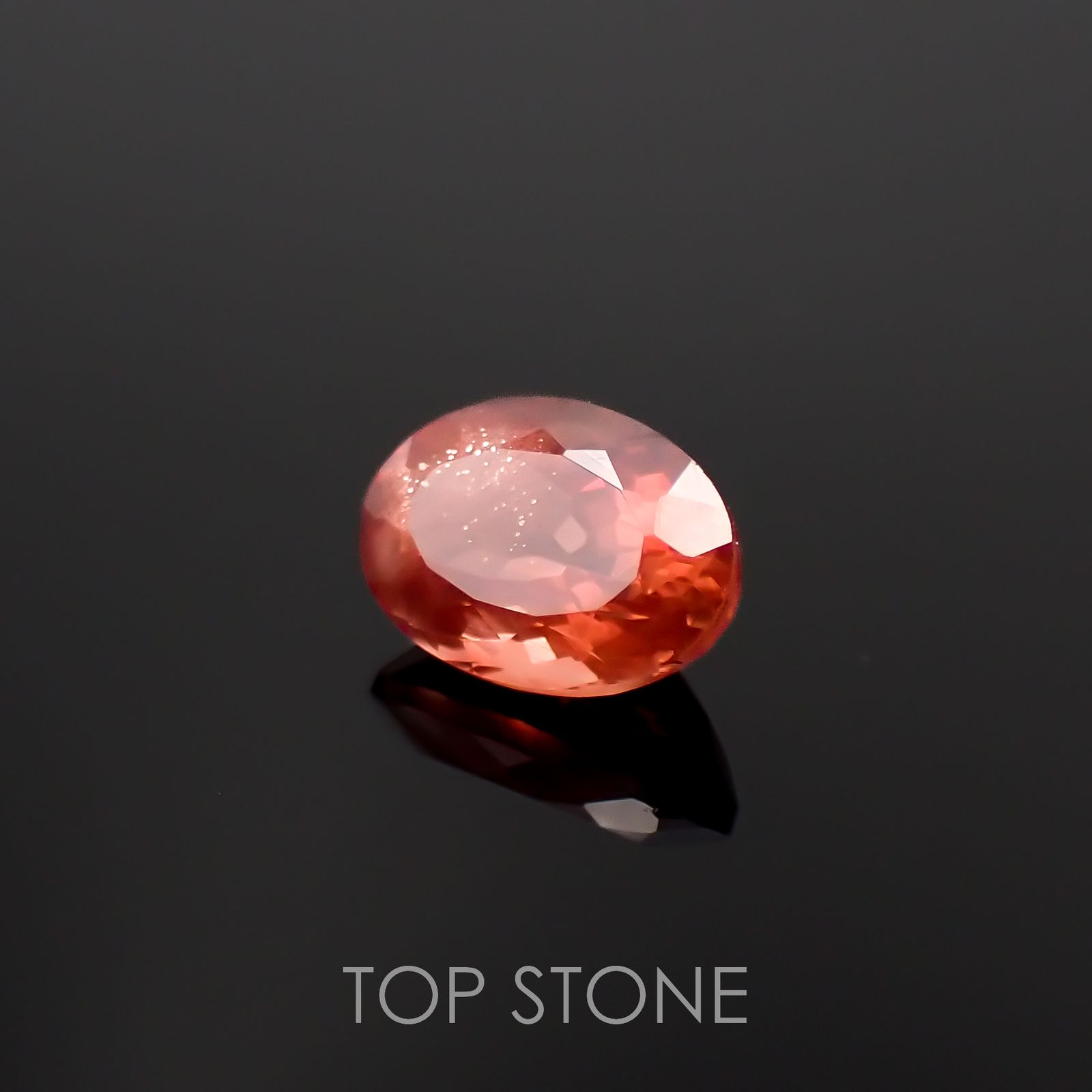 オレゴンサンストーン アメリカ・オレゴン州産 1.43ct[230119980]8.8x6.2mm前後