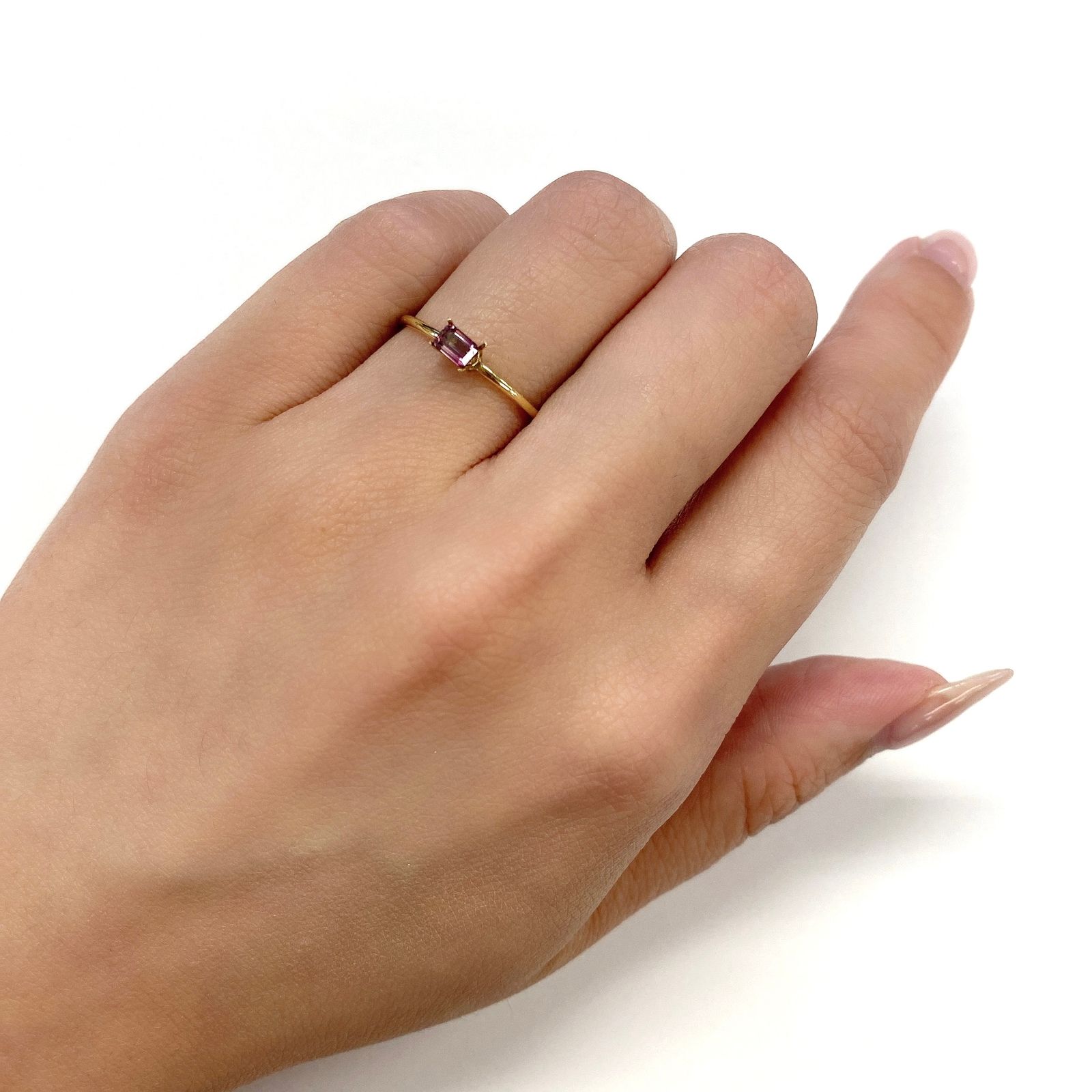 バイカラーサファイア(宝石名バイカラー・サファイア) タンザニア産 0.28ct 識別済[21069753]4×2.9mm前後