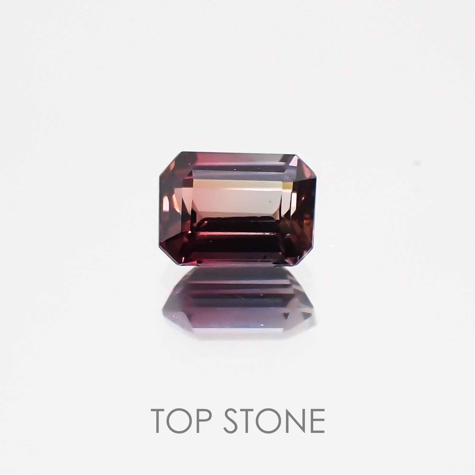 バイカラーサファイア(宝石名バイカラー・サファイア) タンザニア産 0.30ct 識別済[21029741]4.2×3.2mm前後