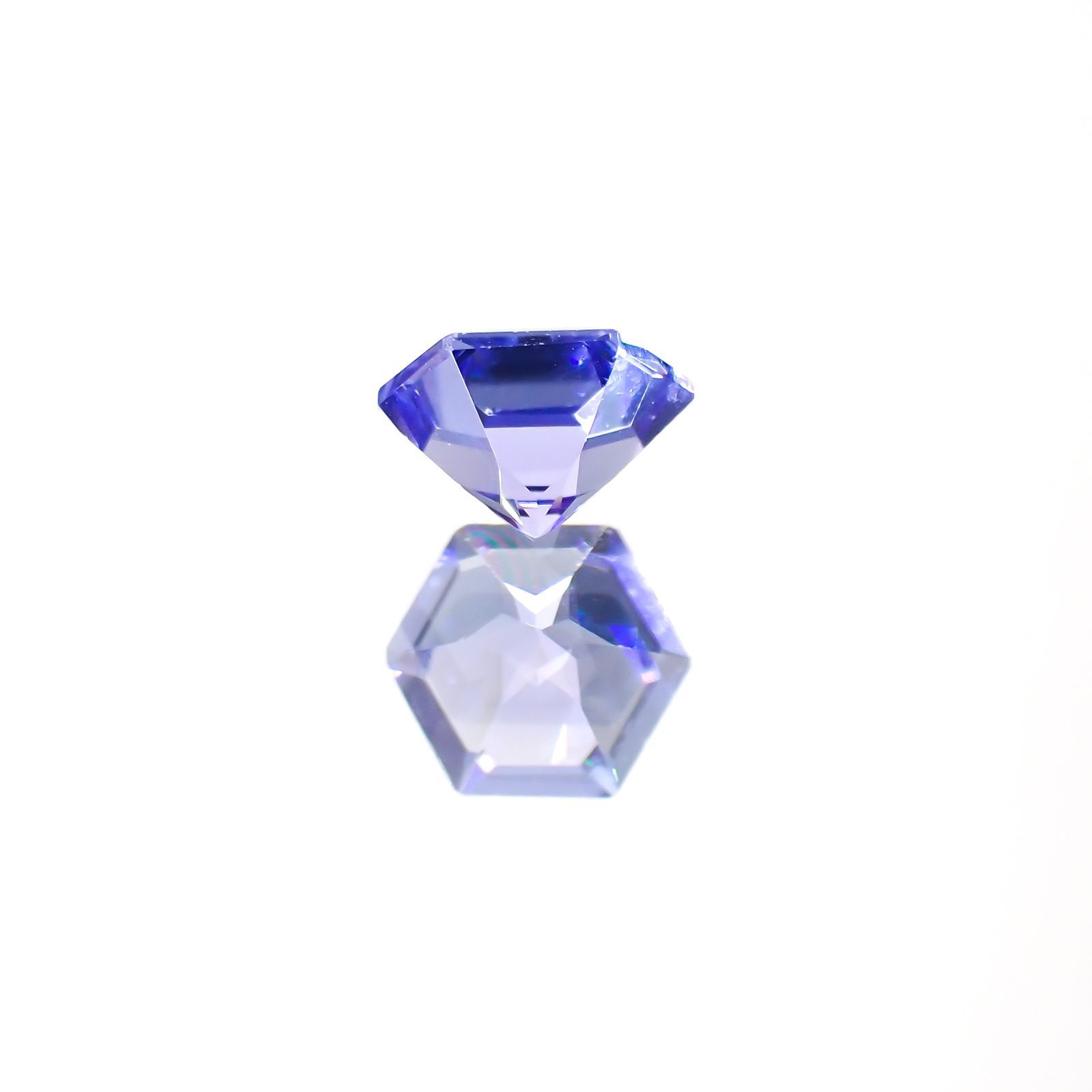 ◇ヘキサゴンカット◇タンザナイト(宝石名タンザナイト)タンザニア産 0.49ct 識別済[220113851]4.8x4.7mm前後