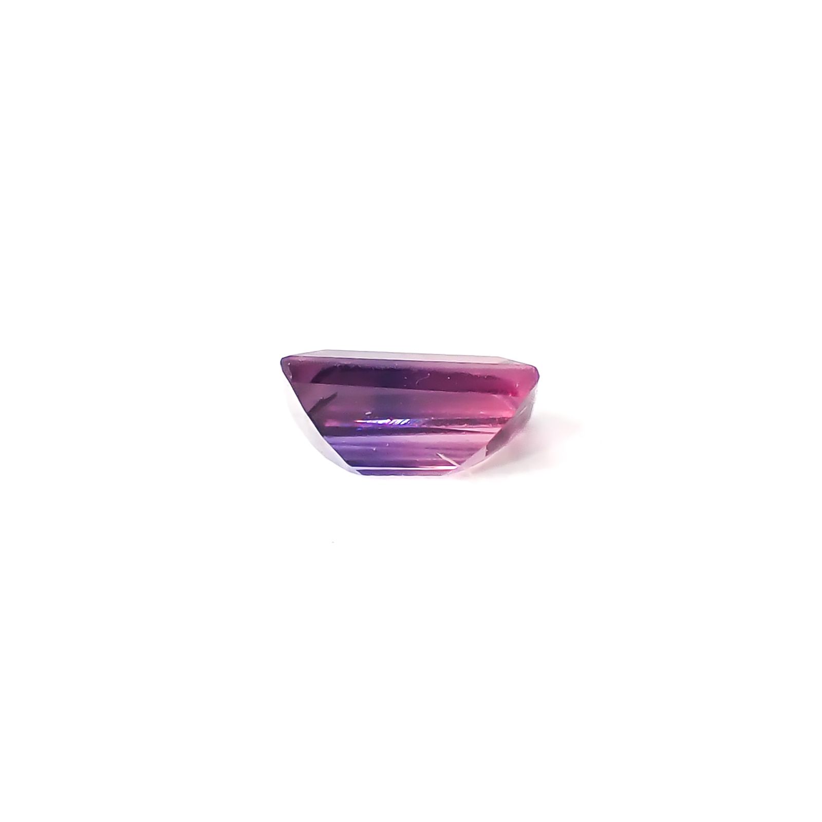 ウィンザーサファイア タンザニア・ウィンザー産 0.28ct / 4.3x3.2mm前後 [260532128]