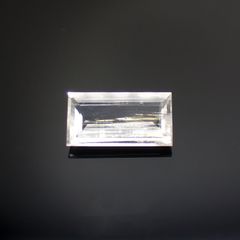 ハンバーガイト(ハンベルジャイト)(宝石名ハンバーガイト) ビルマ産 2.583ct ソ付(彩珠)[19111874]13.9×7.4mm前後