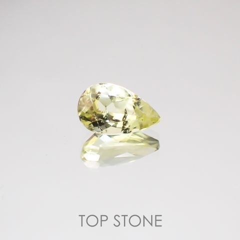 ブラジリアナイト(宝石名ブラジリアナイト) ブラジル産 1.08ct 識別済[210510749]8.9×5.3mm前後