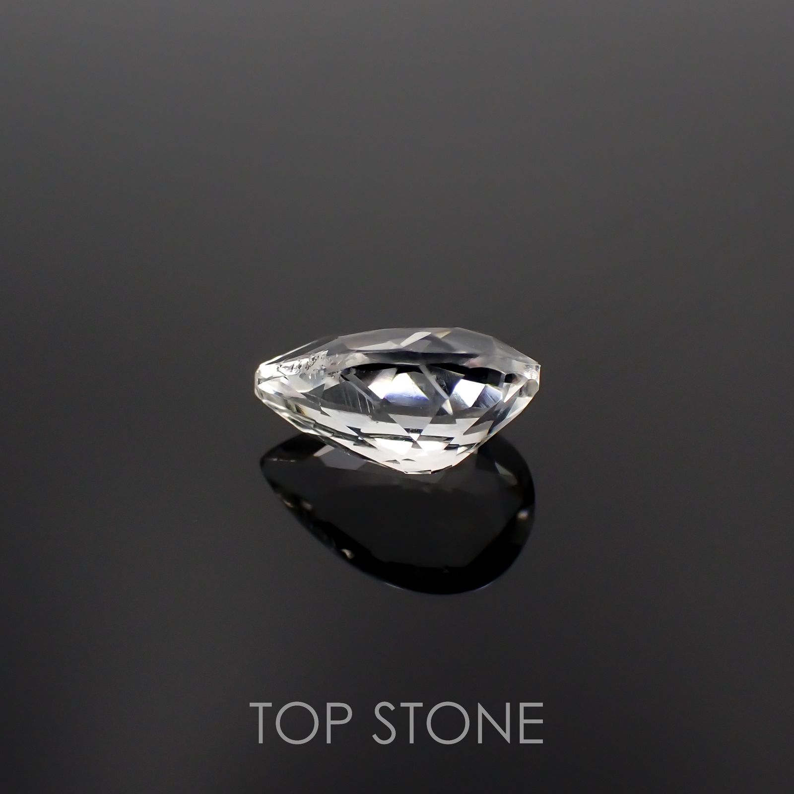 オリゴクレース(宝石名オリゴクレース)ブラジル産 1.15ct 識別済[221219449]8.8x5.9mm前後
