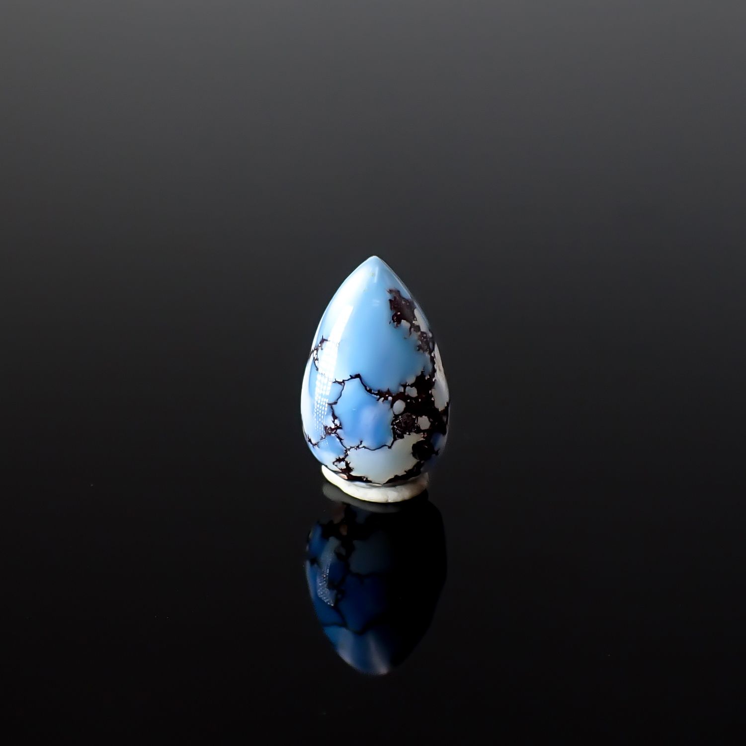 ターコイズ カザフスタン・ゴールデンヒル鉱山産 1.86ct / 11.1x7mm前後 [260331871]