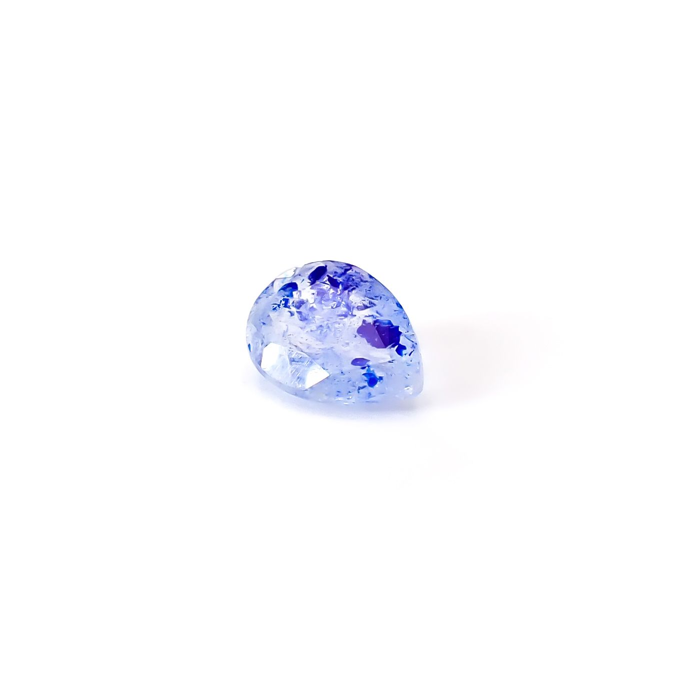 ラズライトインソーダライト フルオレッセンス アフガニスタン産 0.87ct / 8.2x6.3mm前後 [260432001]