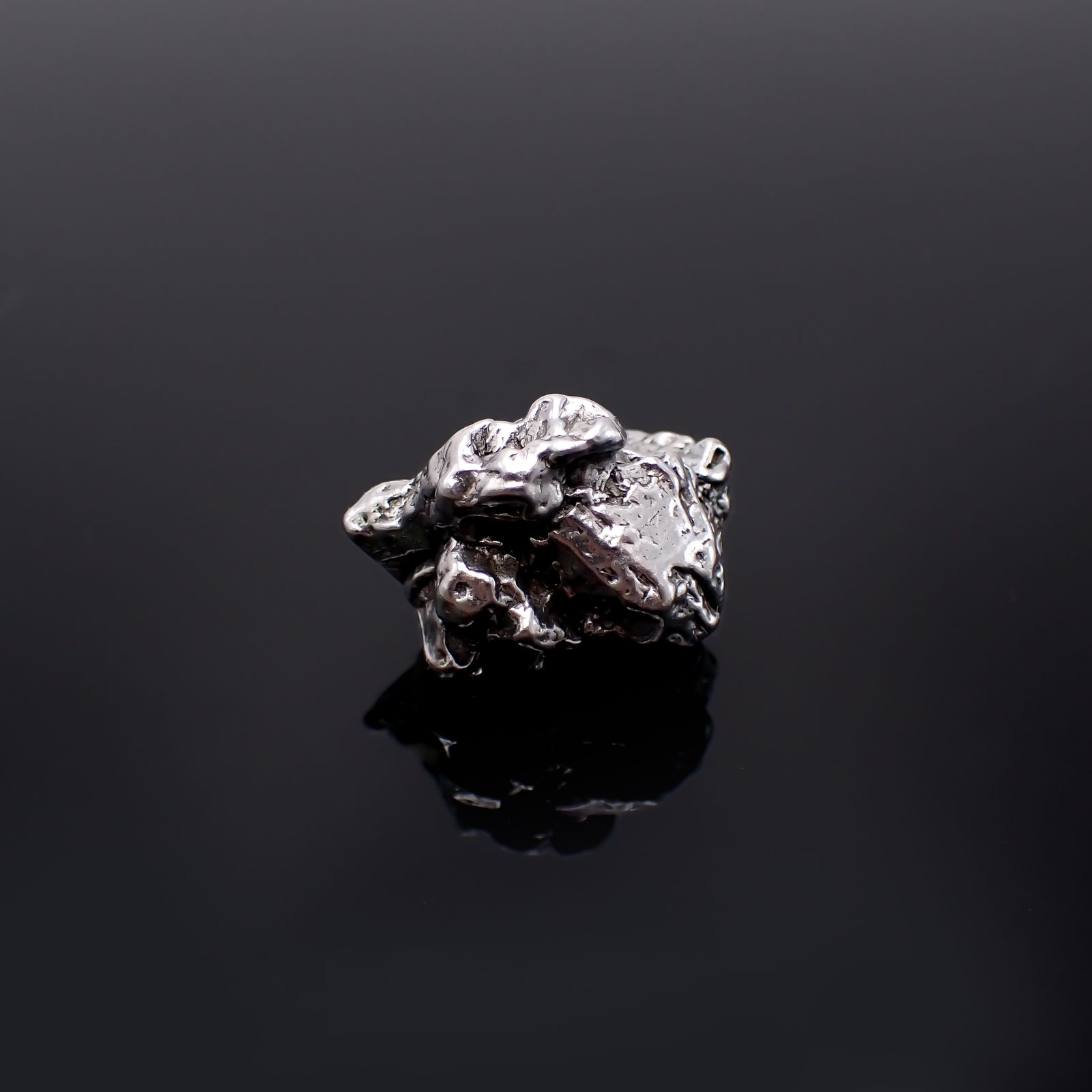 カンポ・デル・シエロ隕石 原石 発見地:アルゼンチン 113.60ct[240125511]23x16.9mm前後