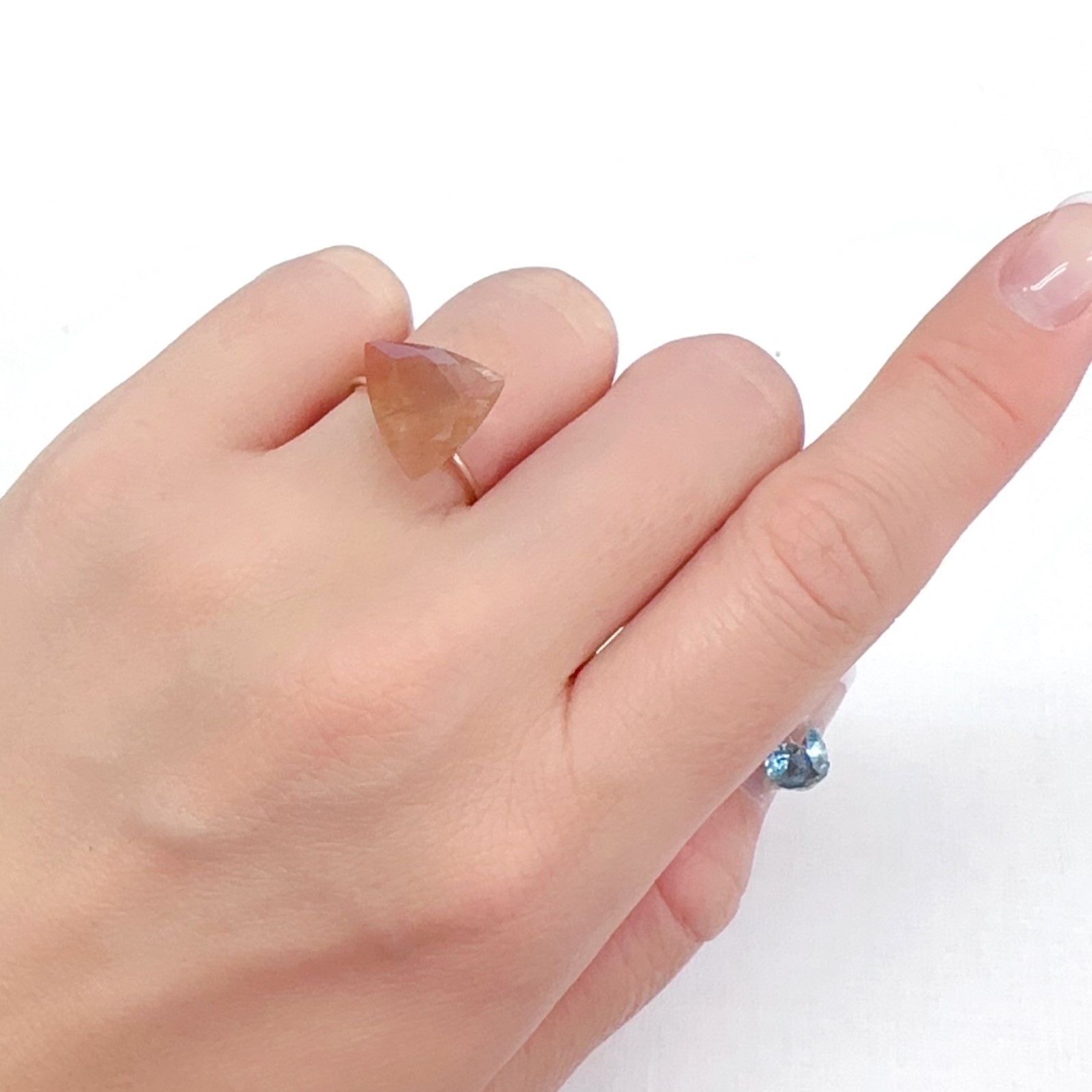 ポンポンクォーツ ブラジル産 5.24ct[240427216]12.6x12.6mm前後