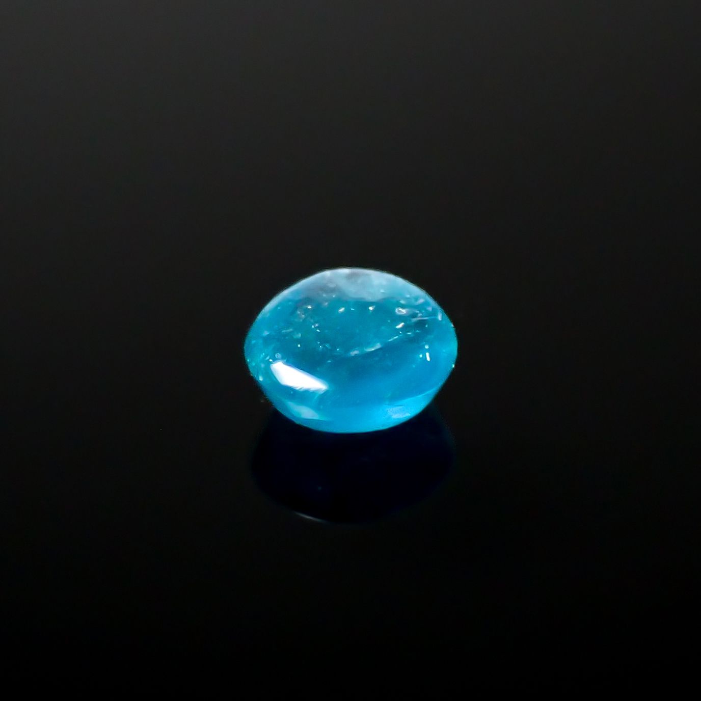 アウイナイト フルオレッセンス アフガニスタン産 0.089ct[240929045]3.1x3mm前後
