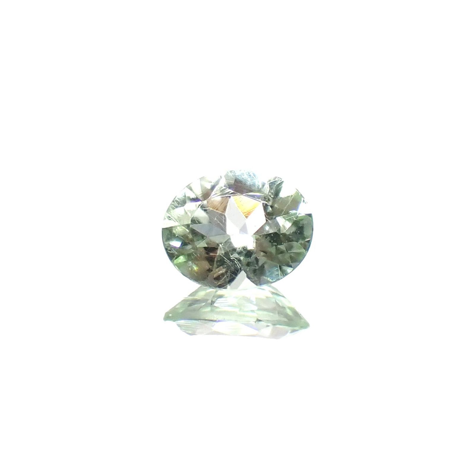 ミントペリドット パキスタン/ノルウェー産 0.33ct / 5.1x4.2mm前後 [250730642]