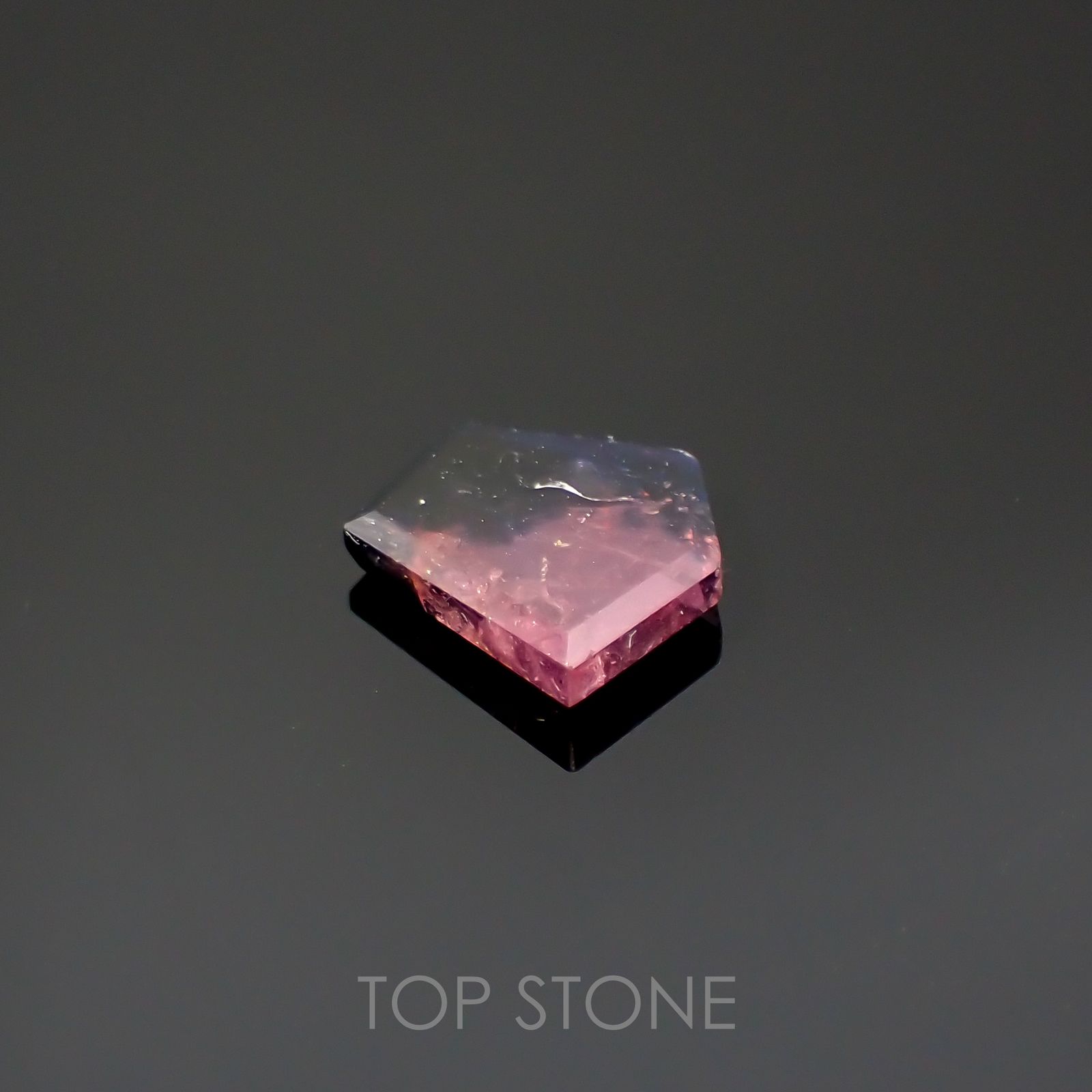 ◇カスタムカット◇ウィンザーサファイア(宝石名サファイア)タンザニア・ウィンザー産 1.07ct 識別済[220115381]7.3x6.5mm前後