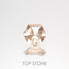 ◇ヘキサゴンカット◇オレゴンサンストーンSA(宝石名ラブラドライト) アメリカ・オレゴン州産 0.47ct 識別済[21019533]5×5mm前後