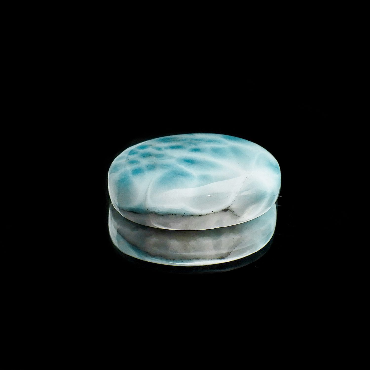 ラリマー(宝石名ブルー・ペクトライト) ドミニカ共和国産 24.88ct 識別済[240212103]23.2×16.5mm前後