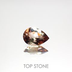 バイカラーアンダリュサイト(宝石名アンダリュサイト)スリランカ/マダガスカル産 0.59ct 識別済[220515704]7x5mm前後