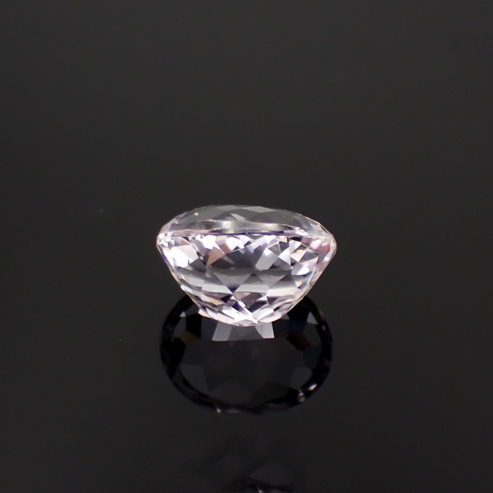 クンツァイト アフガニスタン産 2.75ct[240219605]9.1x7.2mm前後