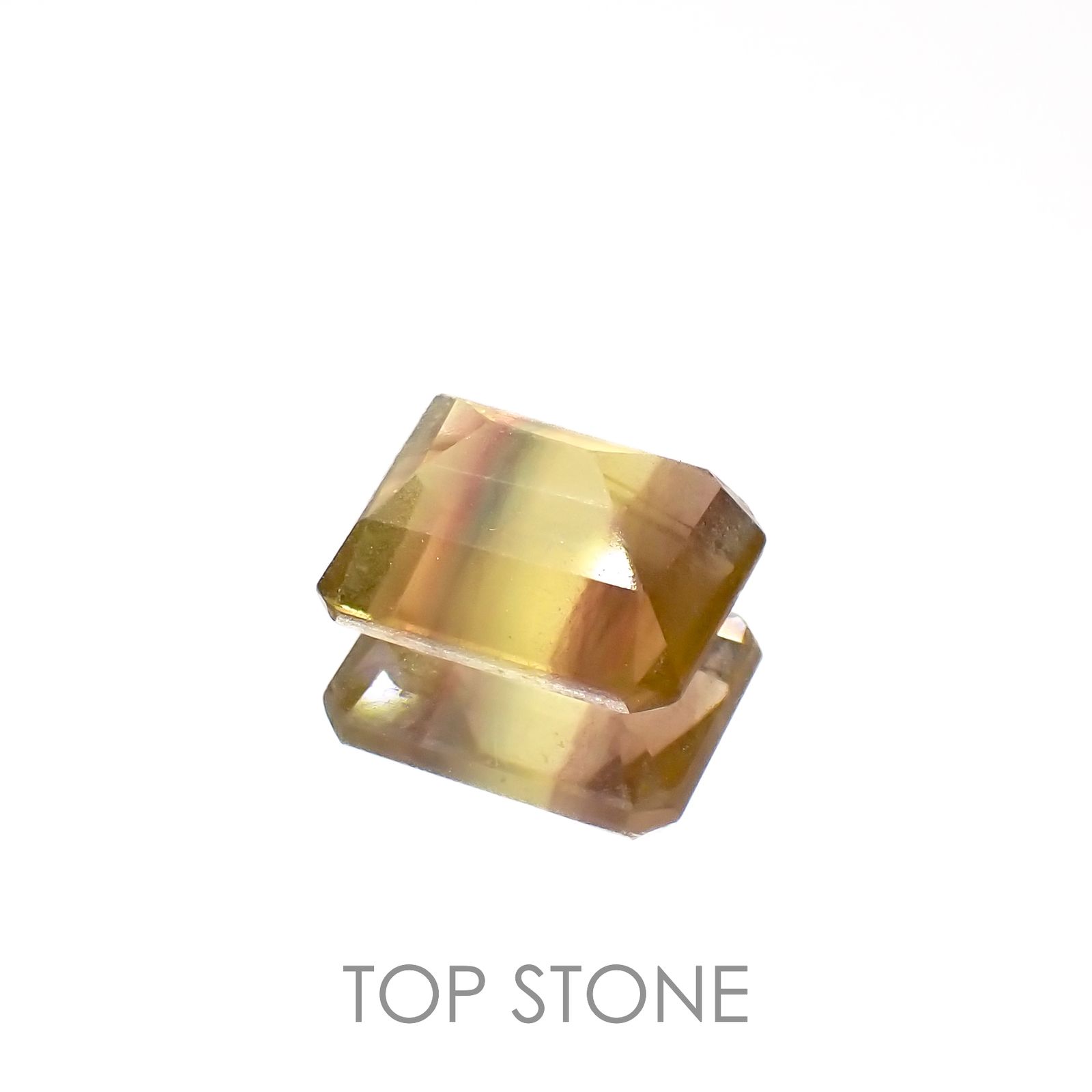 バイカラーフローライト ブラジル産 2.94ct[221119125]9x7.2mm前後