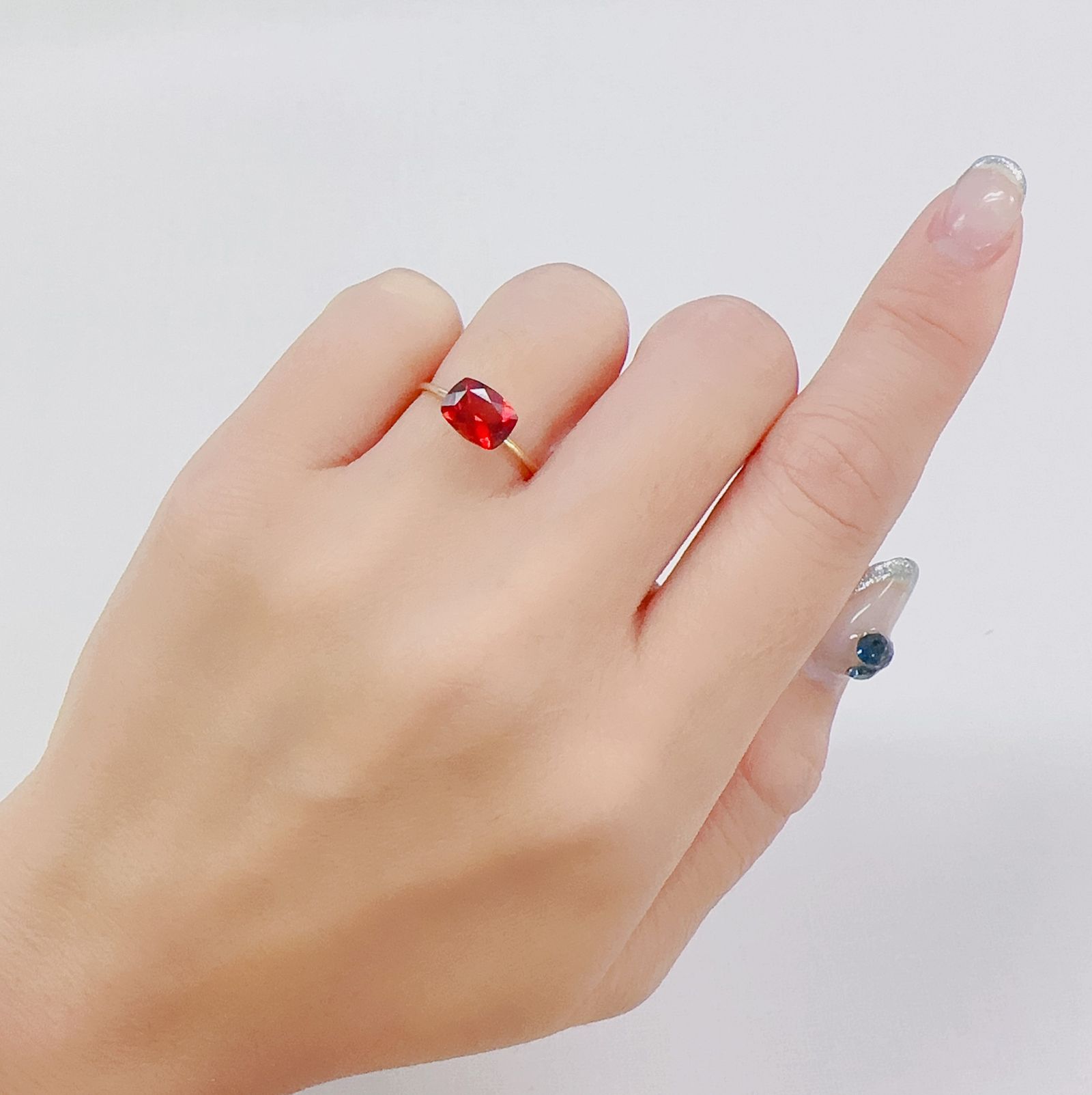 アンデシン(宝石名アンデシン/ラブラドライト)チベット産 1.13ct 識別済[230622482]7.9x6.2mm前後