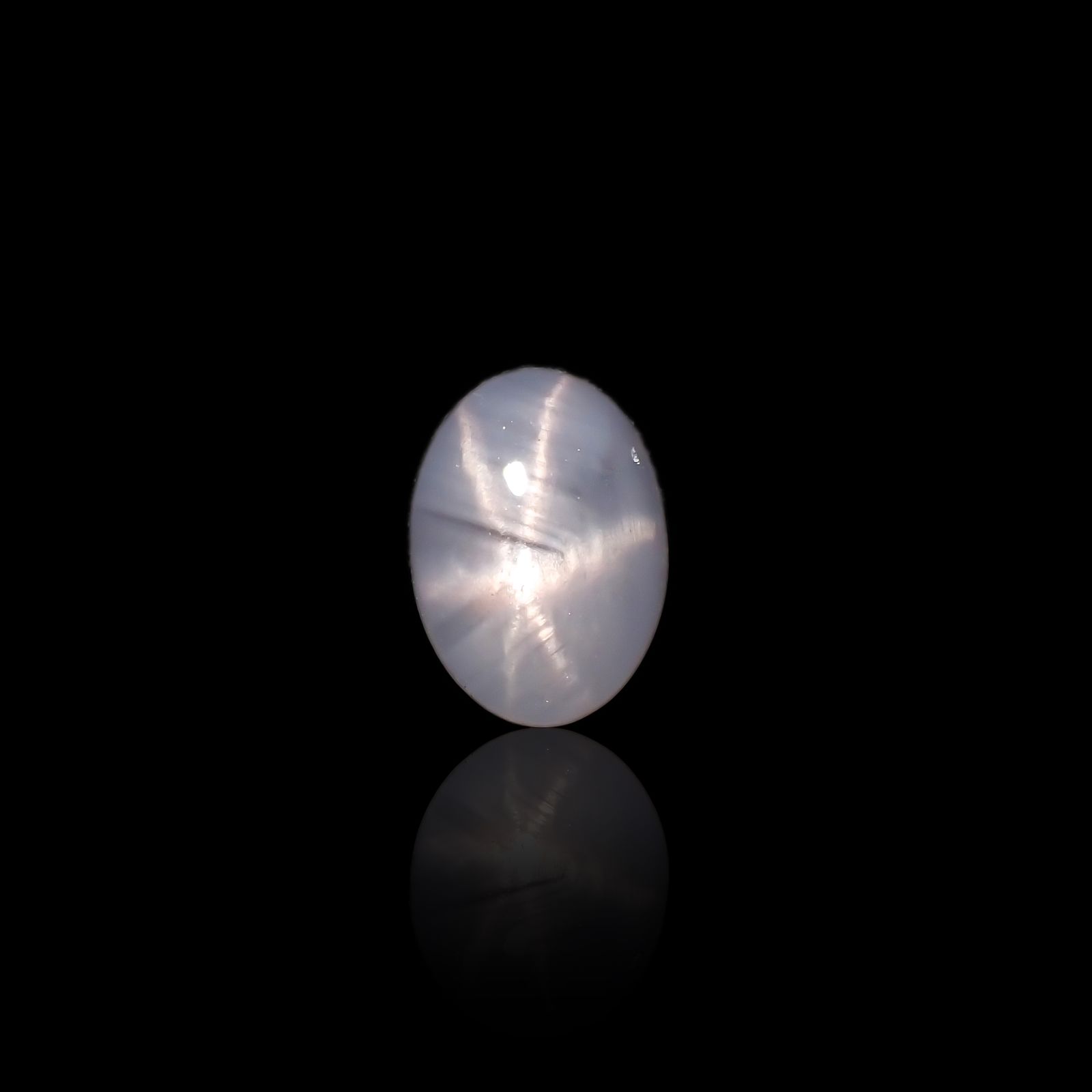 ブルースターサファイア(宝石名スター・サファイア)ビルマ産 0.63ct 識別済[230321214]6.1x4.2mm前後