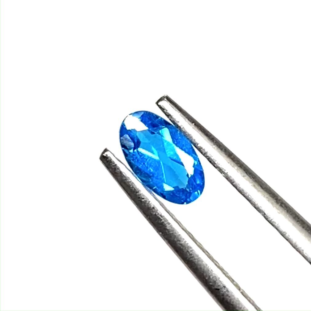ネオンブルーアパタイト(宝石名アパタイト) ブラジル産 0.19ct 識別済