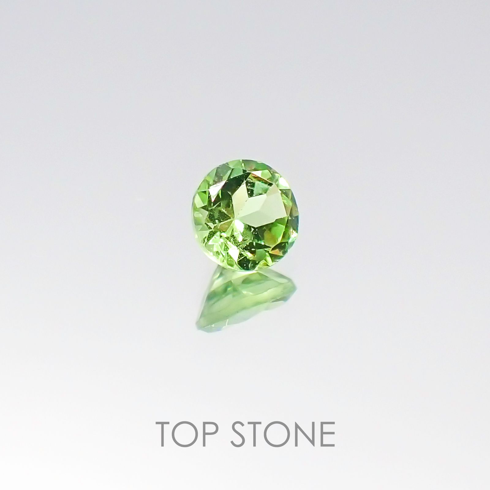 ミントガーネット ケニア産 ルース 0.27ct[20096108]3.9×3.8mm前後