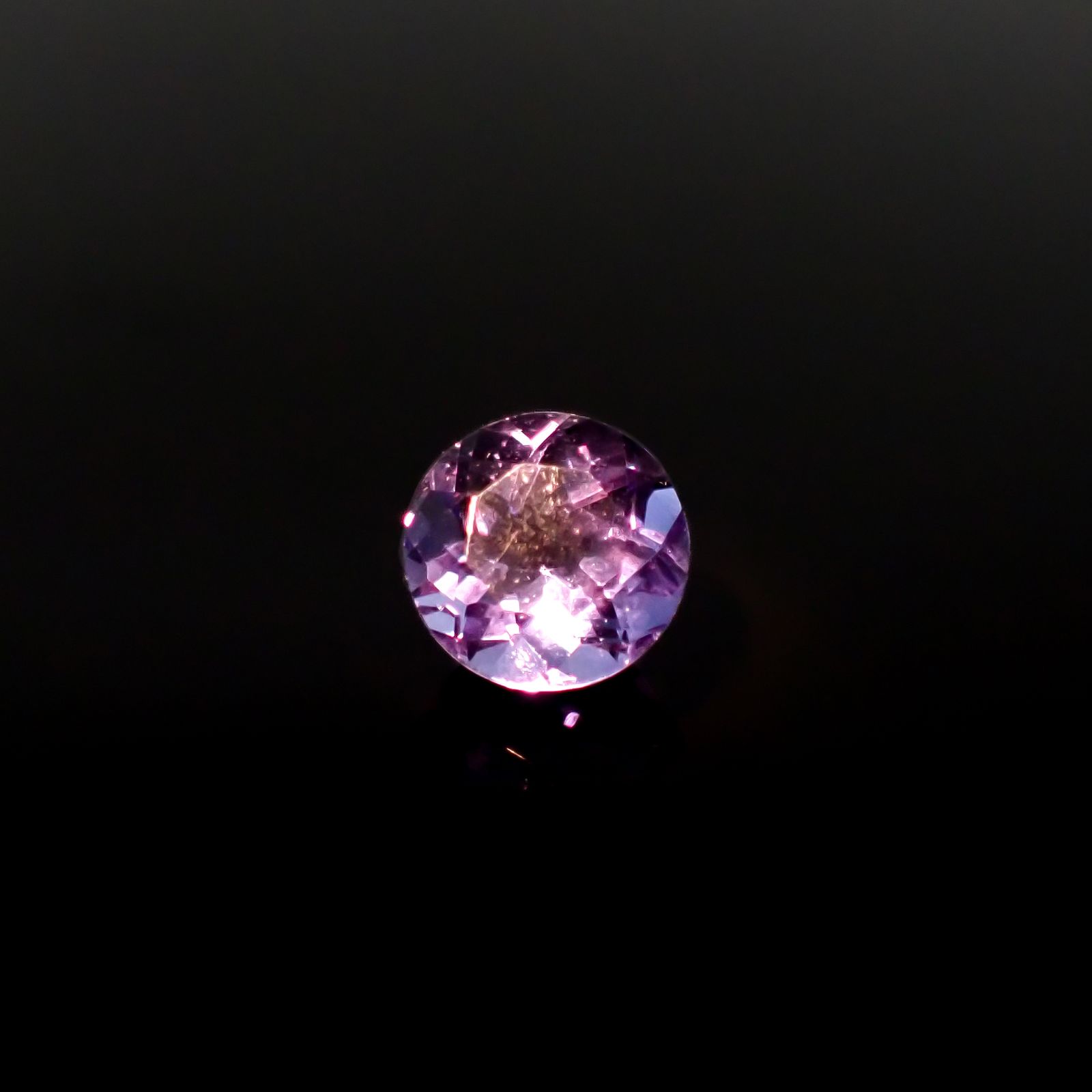 カラーチェンジフローライト ブラジル産 2.36ct[240627990]8.1x8.1mm前後