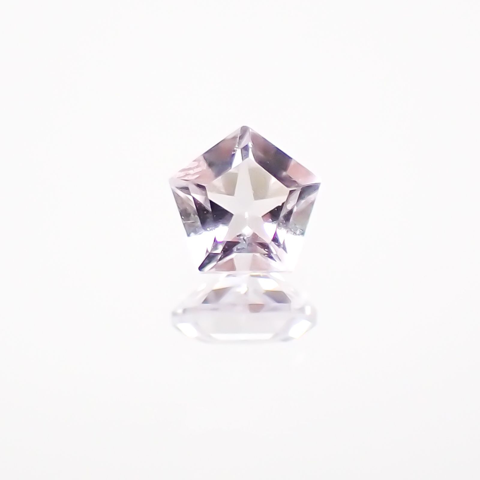 <ランダムセレクト1個販売> ◇ペンタゴンカット◇ピンクアメジストSA(宝石名アメシスト/ライト・カラー) ブラジル産 0.21ct前後 識別済[20128154]4×4mm前後