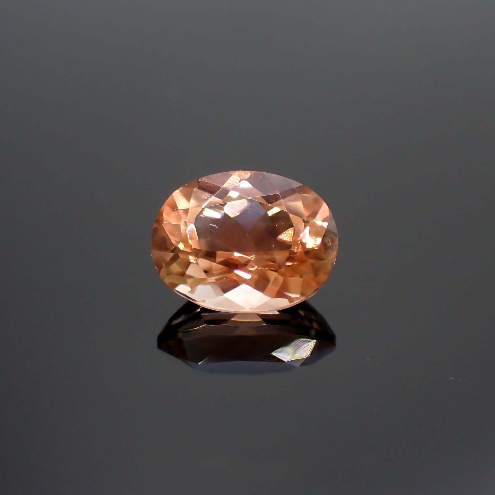 オレゴンサンストーン(宝石名ラブラドライト)アメリカ・オレゴン州産 1.88ct 識別済[230722702]8.9x7mm前後