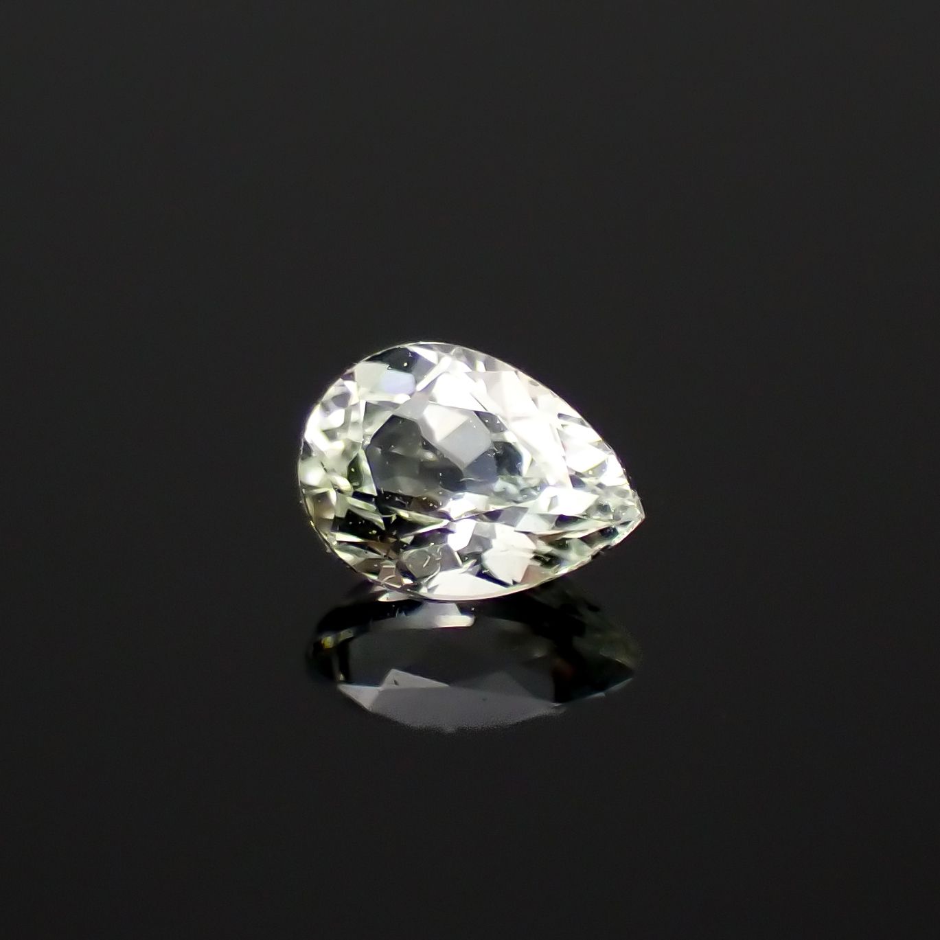 リューコガーネット ビルマ産 0.15ct[230421413]3.8x2.8mm前後