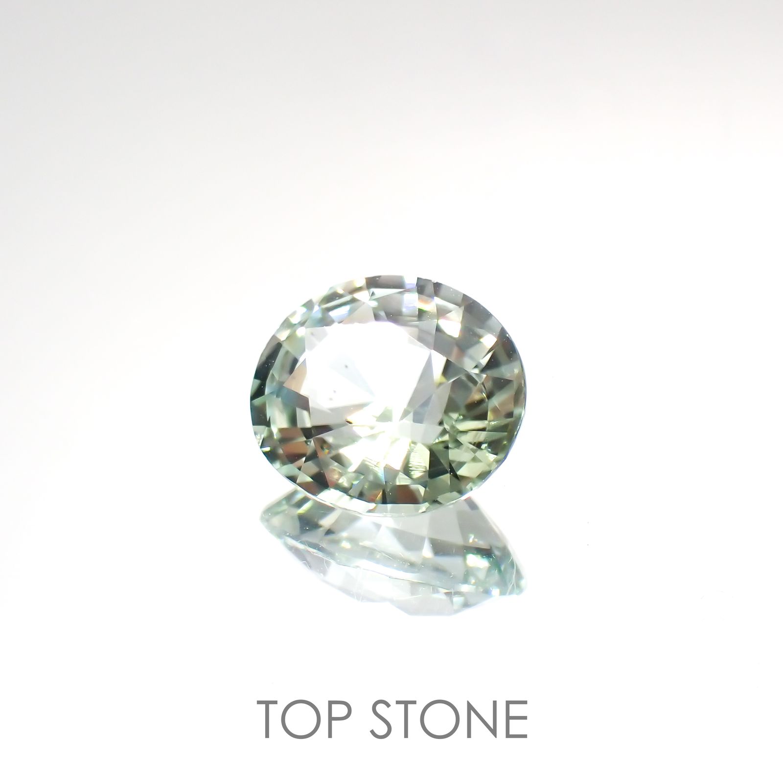 ミントトルマリン(宝石名ライトグリーン・トルマリン) ルワンダ産 1.659ct ソ付(彩珠)[210510002]8.3×7.3mm前後