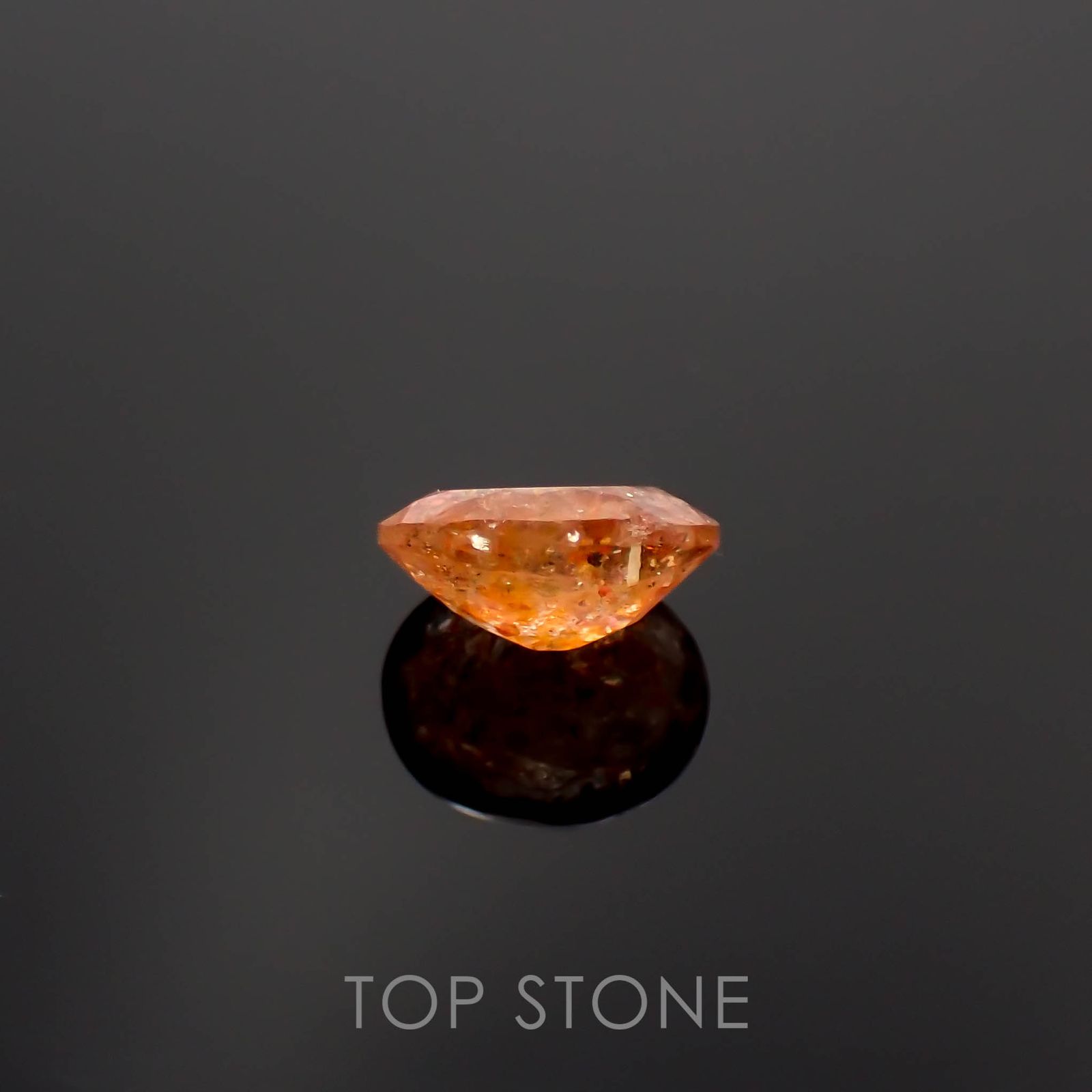 イリュージョンサンストーン(宝石名フェルドスパー)タンザニア産 3.00ct 識別済[230120117]10.9x8.9mm前後