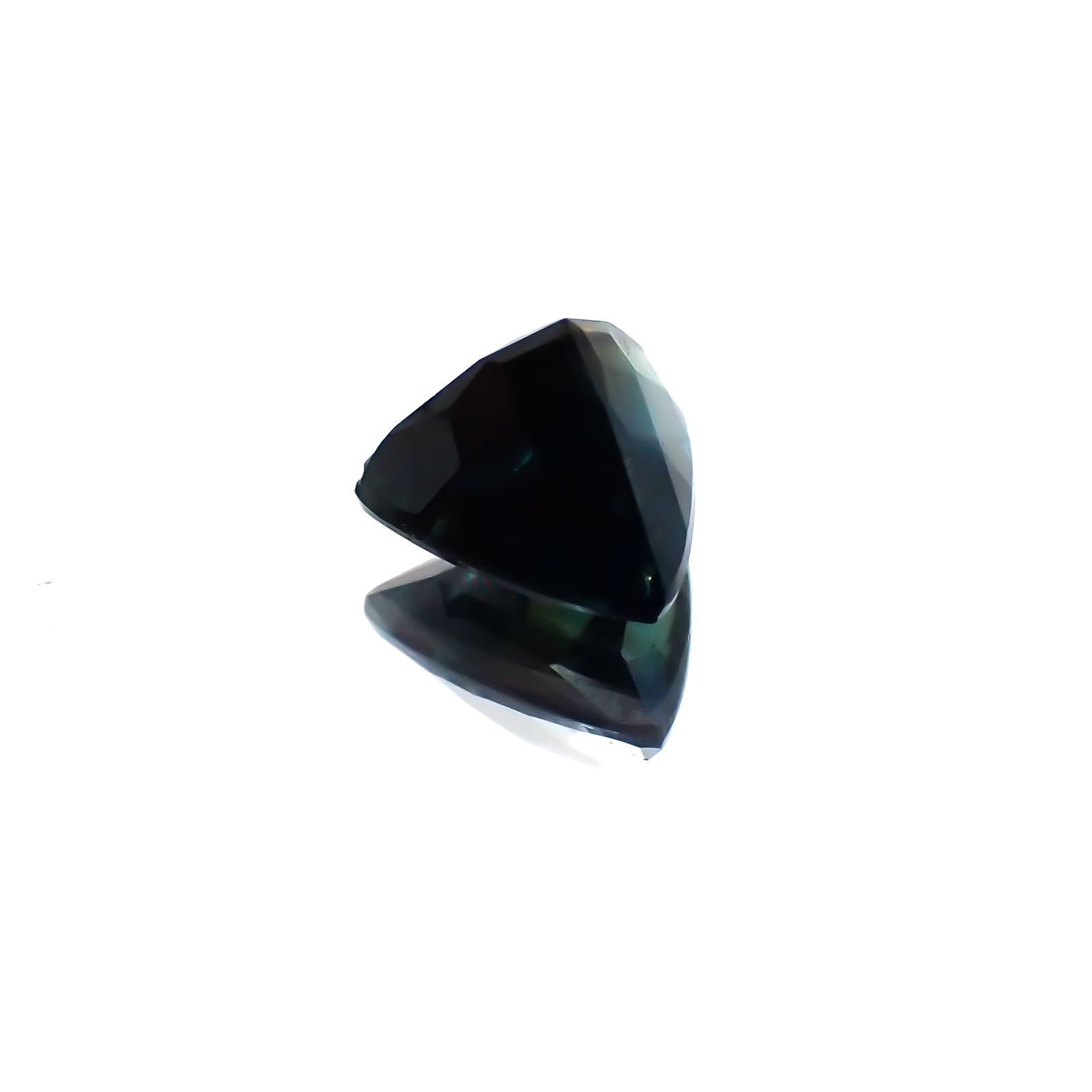 ゴールドシーンサファイア 非加熱(宝石名シーン・サファイア)ケニア産 1.152ct ソ付(彩珠)[231124077]6.3x6.4mm前後
