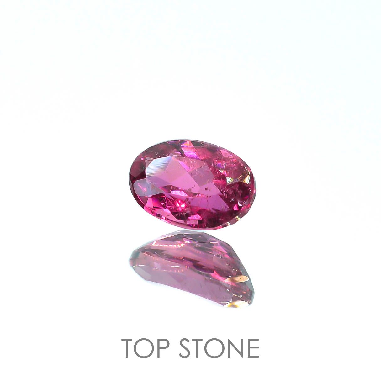 ルベライト ブラジル・ミナスジェライス州産 0.47ct[221018216]5.7x3.9mm前後