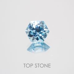 ◇ヘキサゴンカット◇ブルージルコン(宝石名ジルコン) カンボジア産 0.88ct 識別済[210410476]5×5mm前後