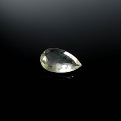 リビアングラス 発見地：エジプト・リビア砂漠 4.76ct / 17.1x10.2mm前後 [251131305]