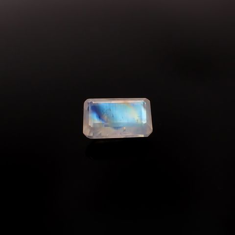 レインボームーンストーン インド・ビハール産 4.13ct / 12.3x7.8mm前後 [260431966]