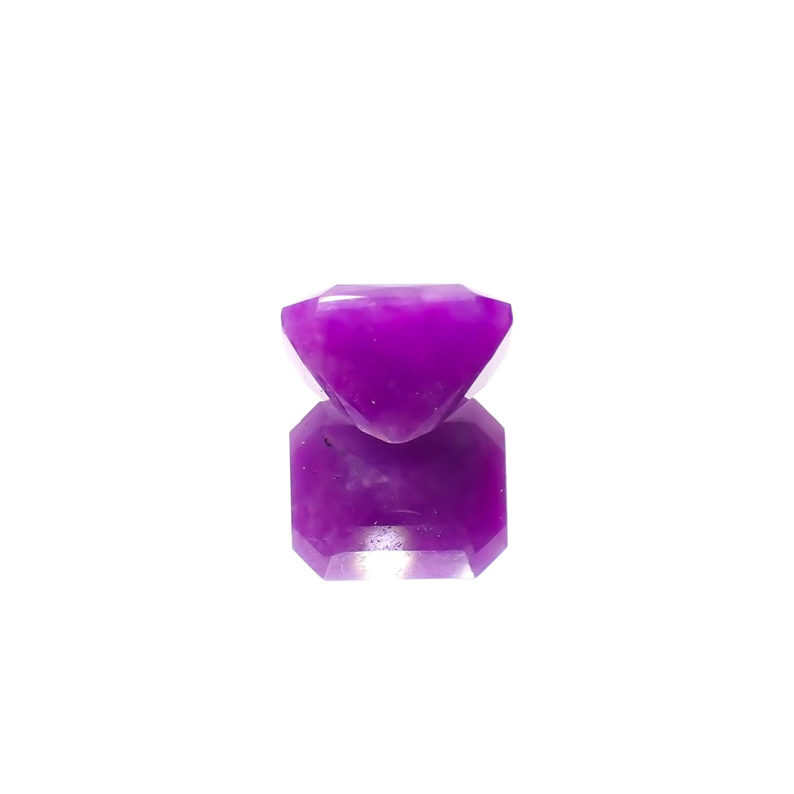 スギライト 南アフリカ産 1.51ct / 7.3x6.1mm前後 [260521782]