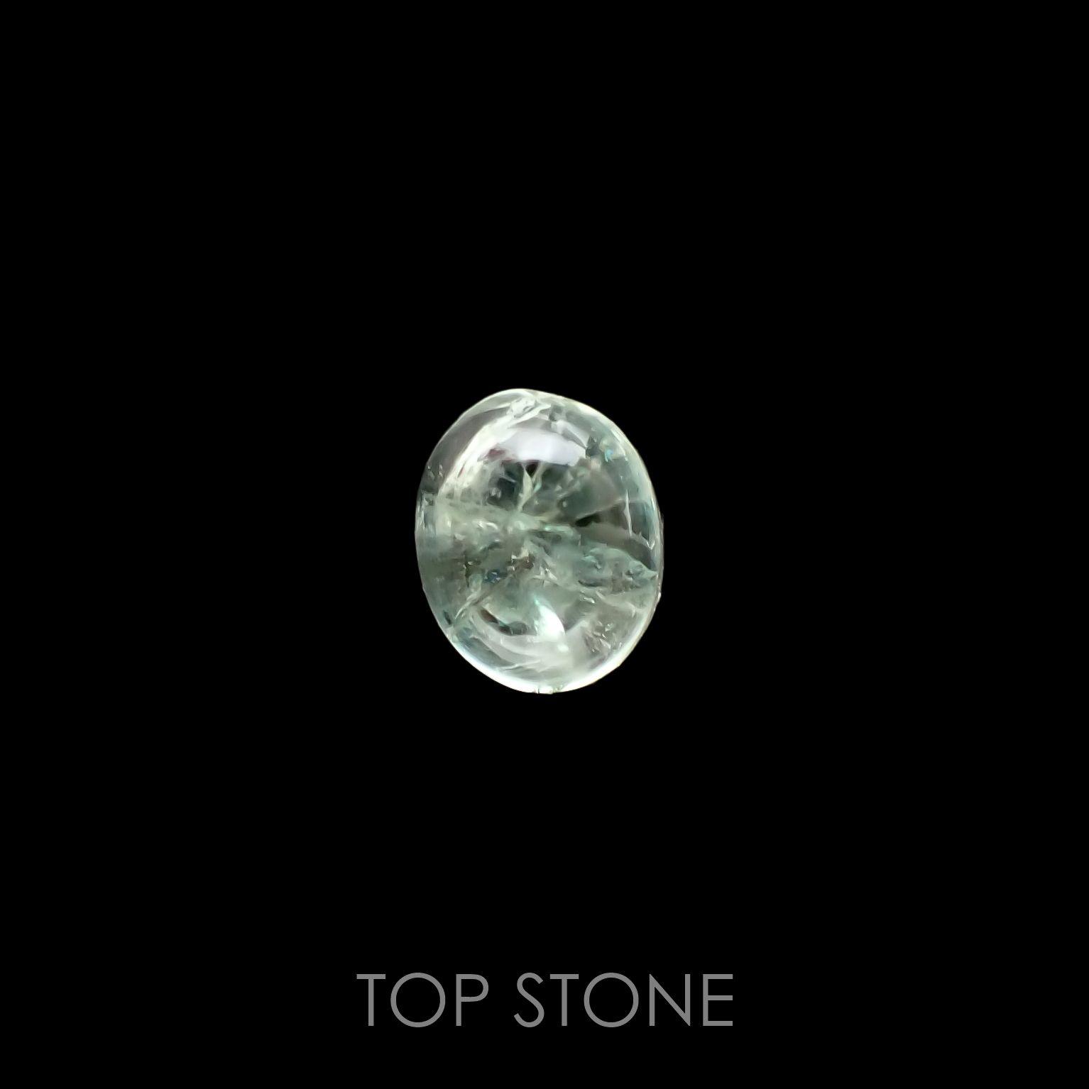 バナジウムコーネルピン(宝石名コーネルピン)タンザニア・タンガ州産 0.64ct 識別済[220115564]4.9x4mm前後